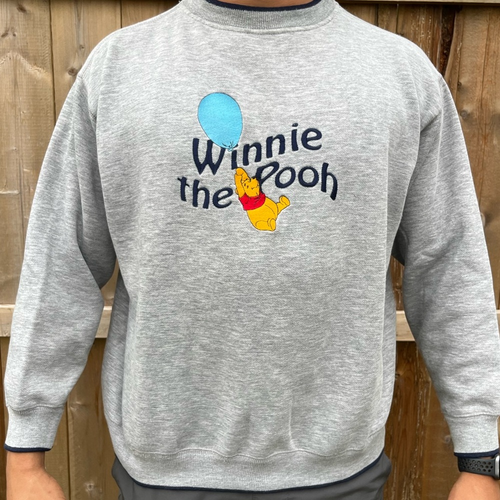 VINTAGE RARE Winnie the Pooh Embroidered Crewneck Sweatshirt